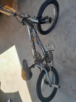 Vintage Hoop D Mongoose BMX Bicycle