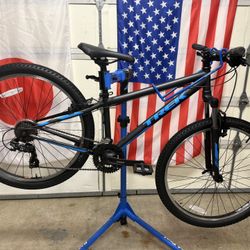 TREK Mountain Bike - Custom New Build  