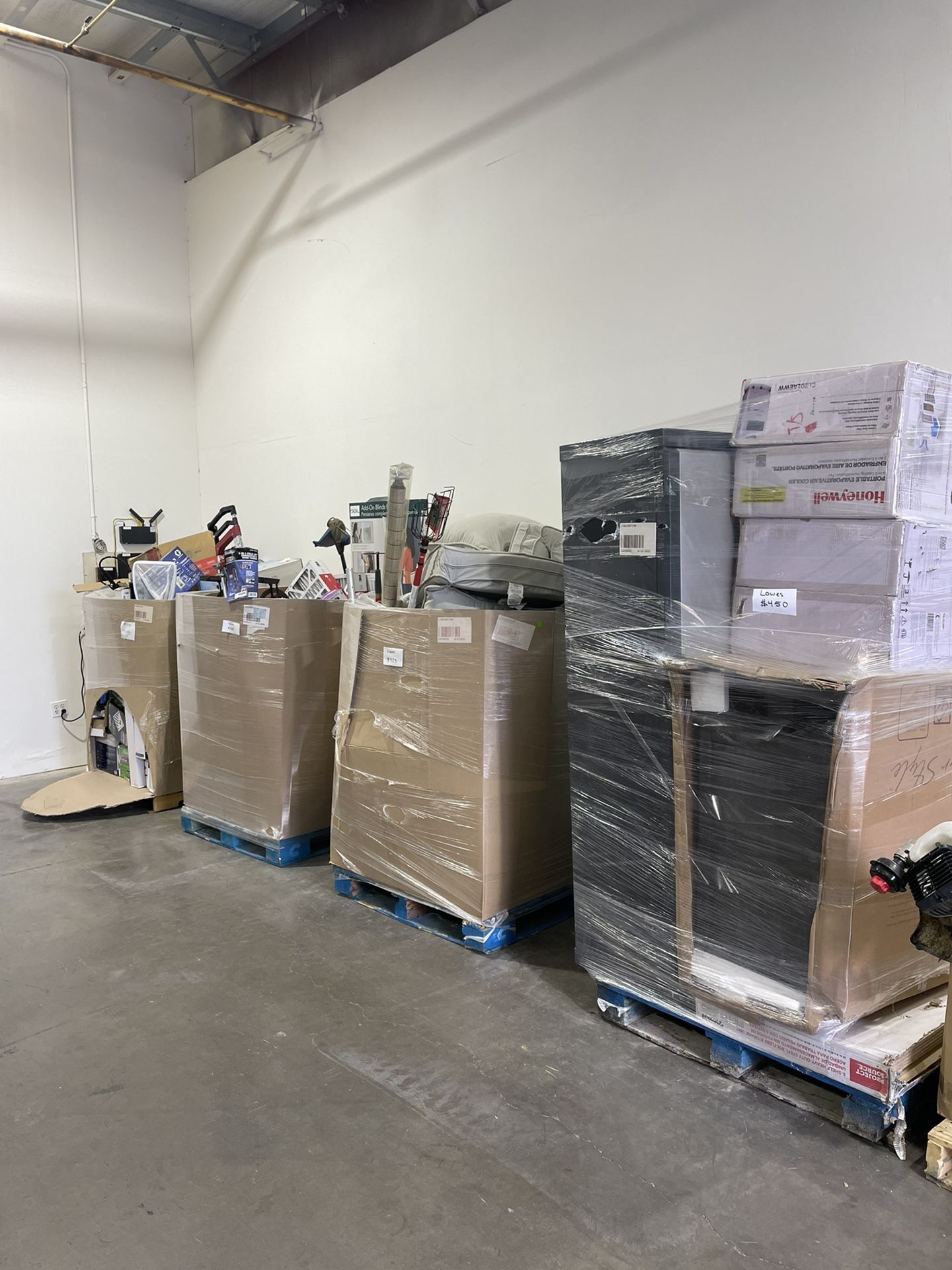 ✅ Liquidation Pallet Weekend Sale Buy Two $75 & Buy Three $125 Off 2237 W  Gowan Rd#110,120 North Las Vegas 89032