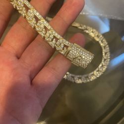 GLD CHAIN