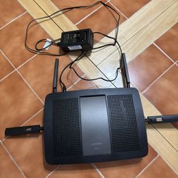Linksys E8400 Dual Band Router