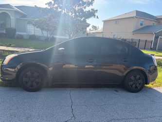 2012 Nissan Sentra Black 4-Door Sedan