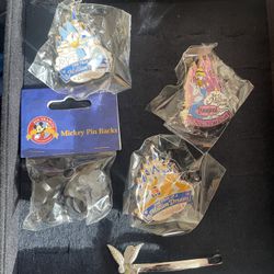 Swarovski Crystal Tinkerbell Hair Clip And Collectible Pins 