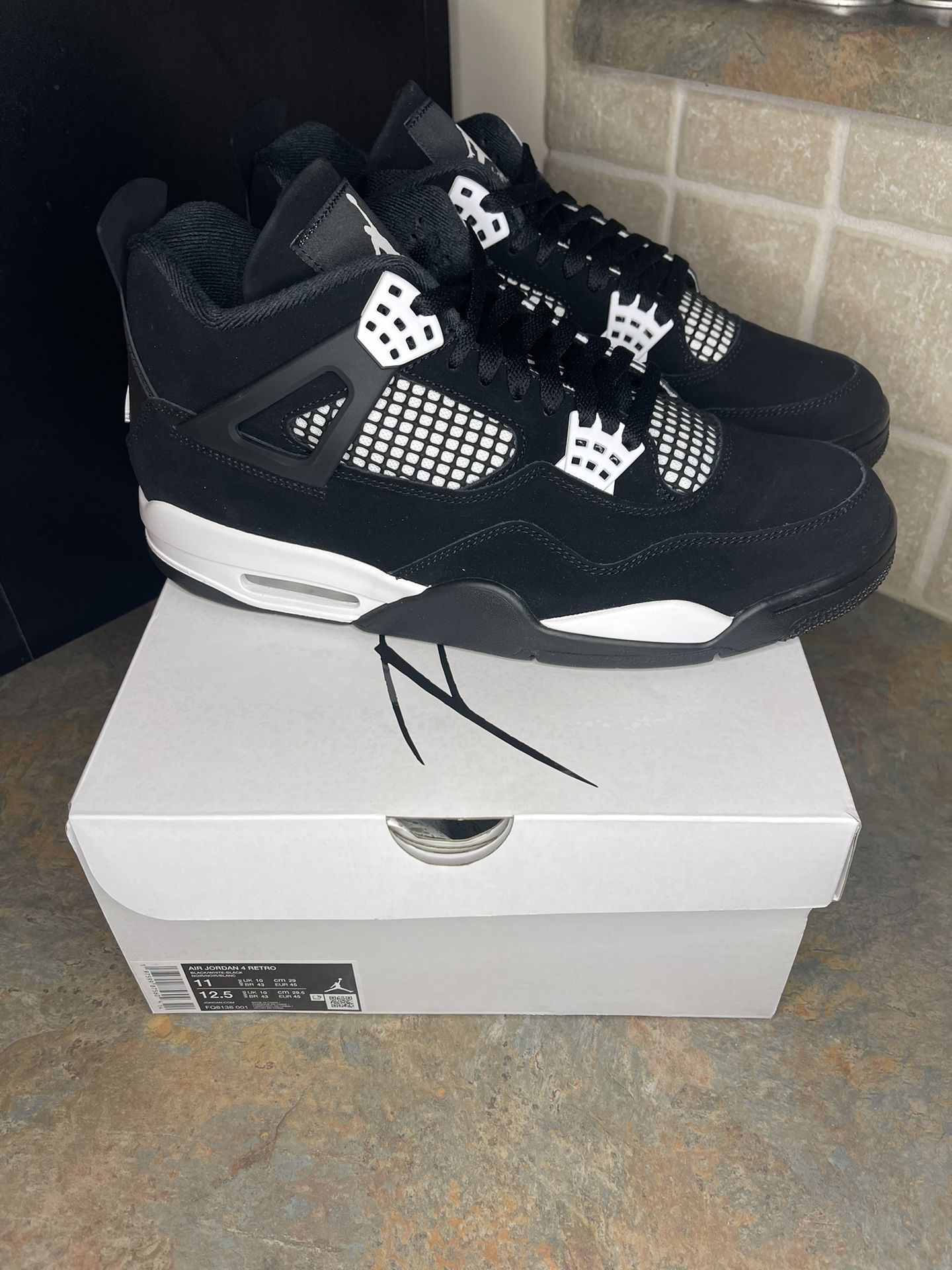 Nike Air Jordan 4 Retro “White Thunder” Sz.11