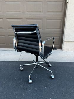 Herman Miller Style Eames Aluminum Group Office Chair