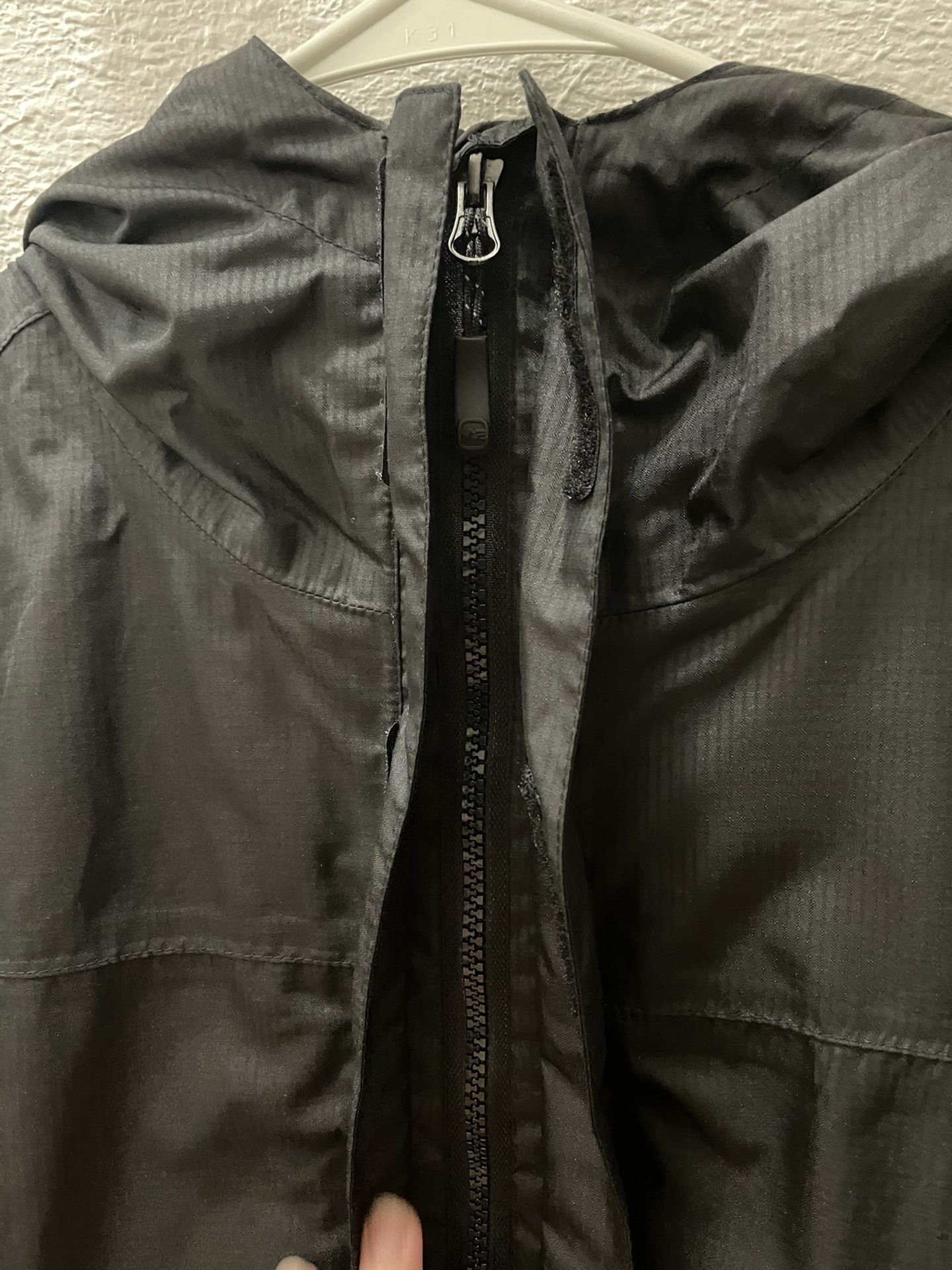 Black Raincoat Jacket (X20 Waterproof/Breathable)