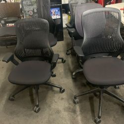 Office Chairs 