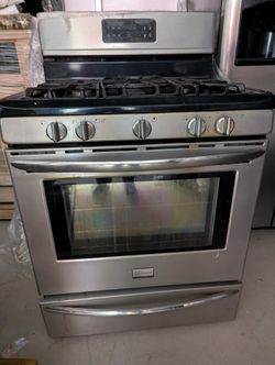 Frigidaire Stainless Gallery Stove Oven 