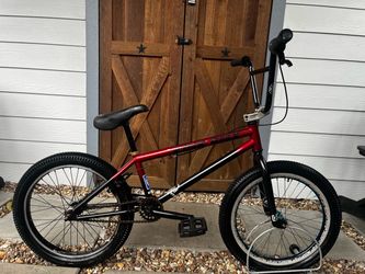 20” Top Tube Kink Curb 20" BMX Bike With Odyssey T-1000 Front Wheel