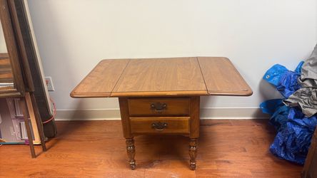Ethan Allen Drop-Leaf End Table with Drawers