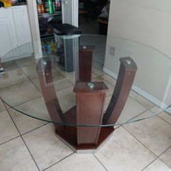 GLASS KITCHEN TABLE