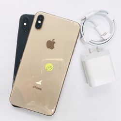 IPhone X (256gb) unlocked with store warranty | Each