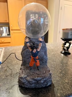 Goku spirit bomb lamp