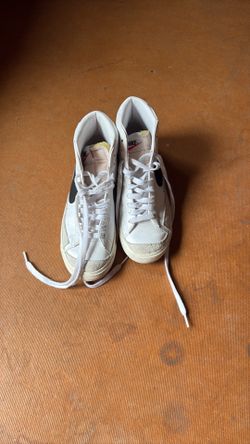 Nike sneakers high top