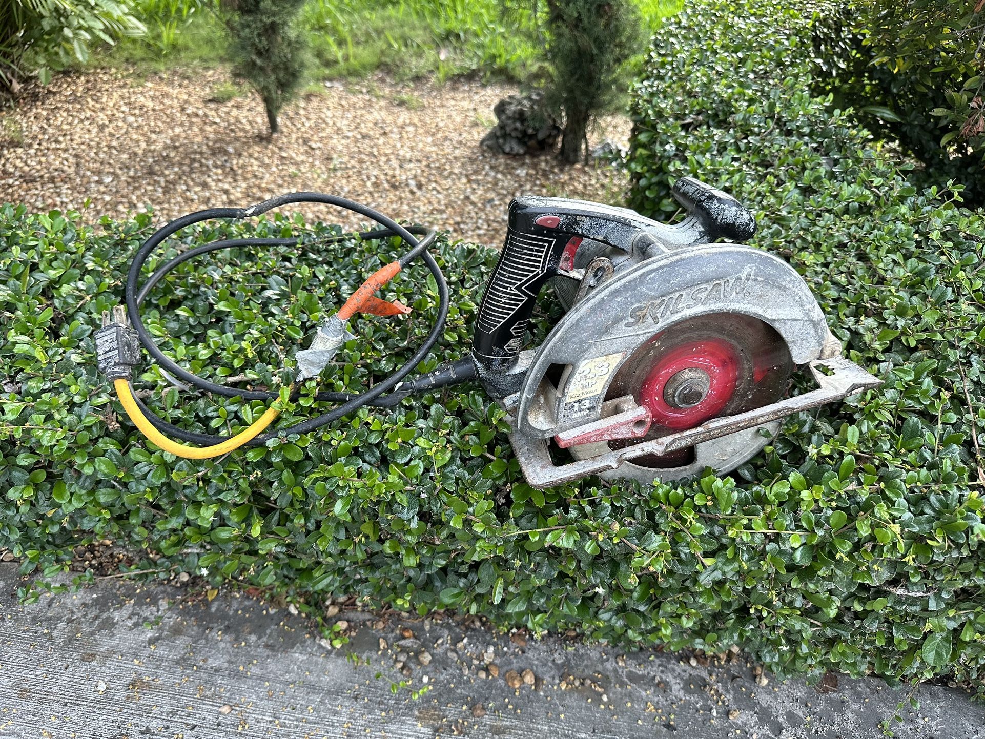 Skil 5485 7-1/4-in Skilsaw Circular Saw 13 Amp 2.3 HP - PARTS/REPAIR