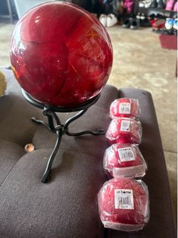 Red/maroon home decorations