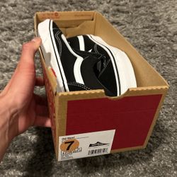 Black vans