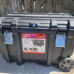 HUSKY mobile tool box