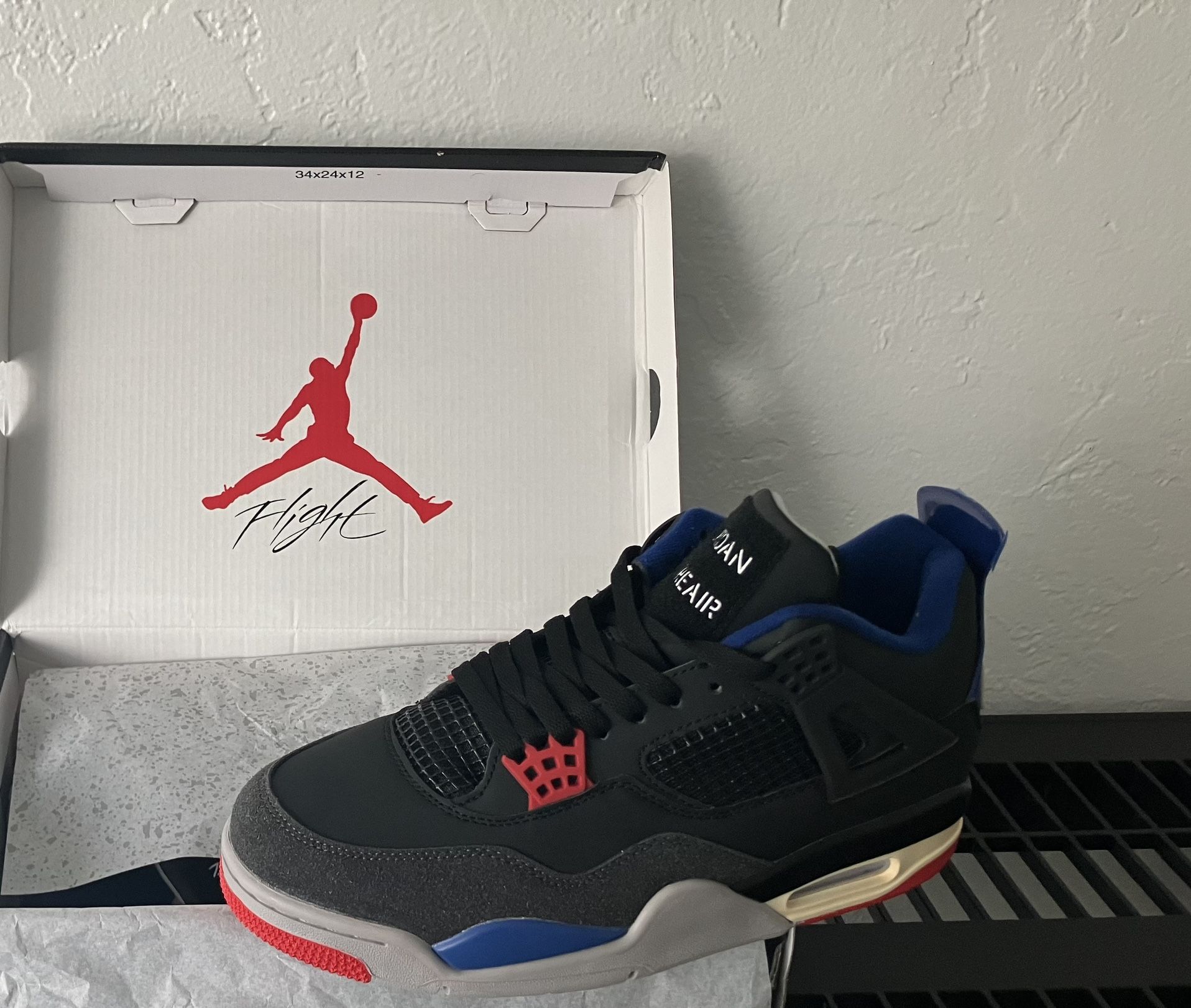 Jordan 4’s Brand New Size 9.5