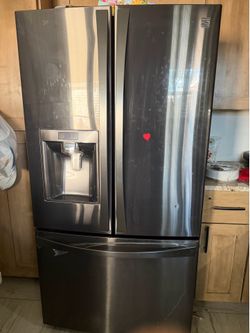 Refrigerator Kenmore Elite
