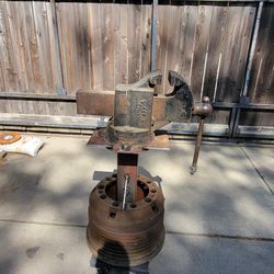 Big & Heavy Duty Vice Rockislane577