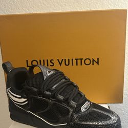 Louis Vuitton black sneaker