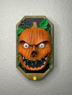 Vintage 1990’s Halloween motion and sound doorbell decor