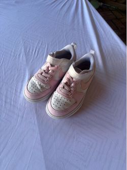 Pink nike shoes size 11C (kids)