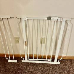 Baby Gate - Excellent Condition (I have 2 of them) Price Is For Each One…OBO