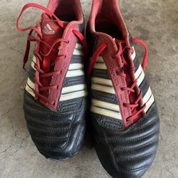 Men’s Adidas Predator Soccer Cleats Black/White/Red Size 9
