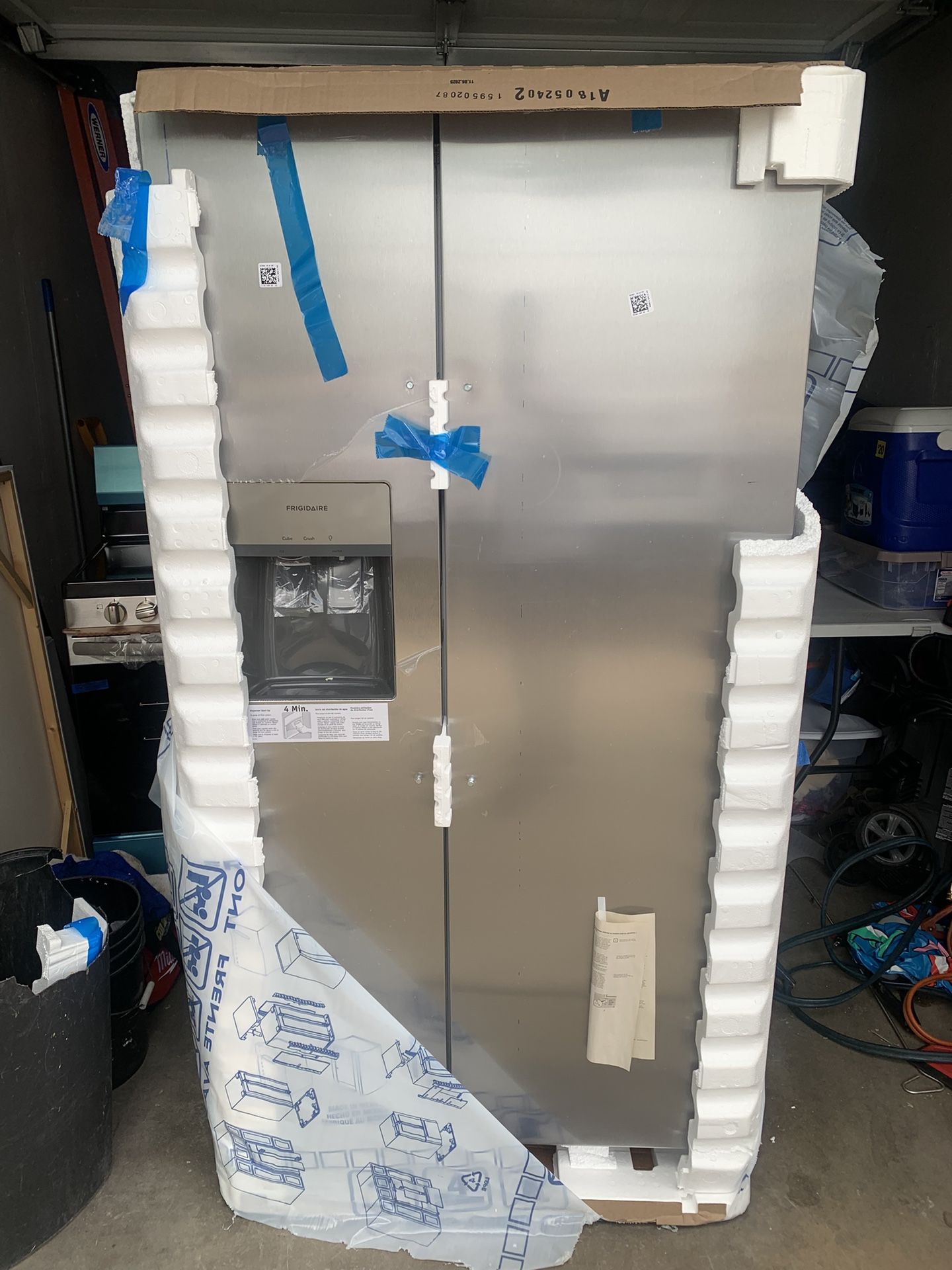 Frigidaire Refrigerator 