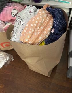 Baby girl clothes 6-9 months c
