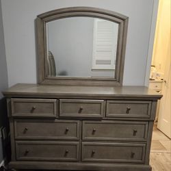 3 Peice Bedroom Set From Ashley Furniture 