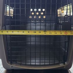 Heavy Duty Pet Travel Carrier Small/Medium Size Dog