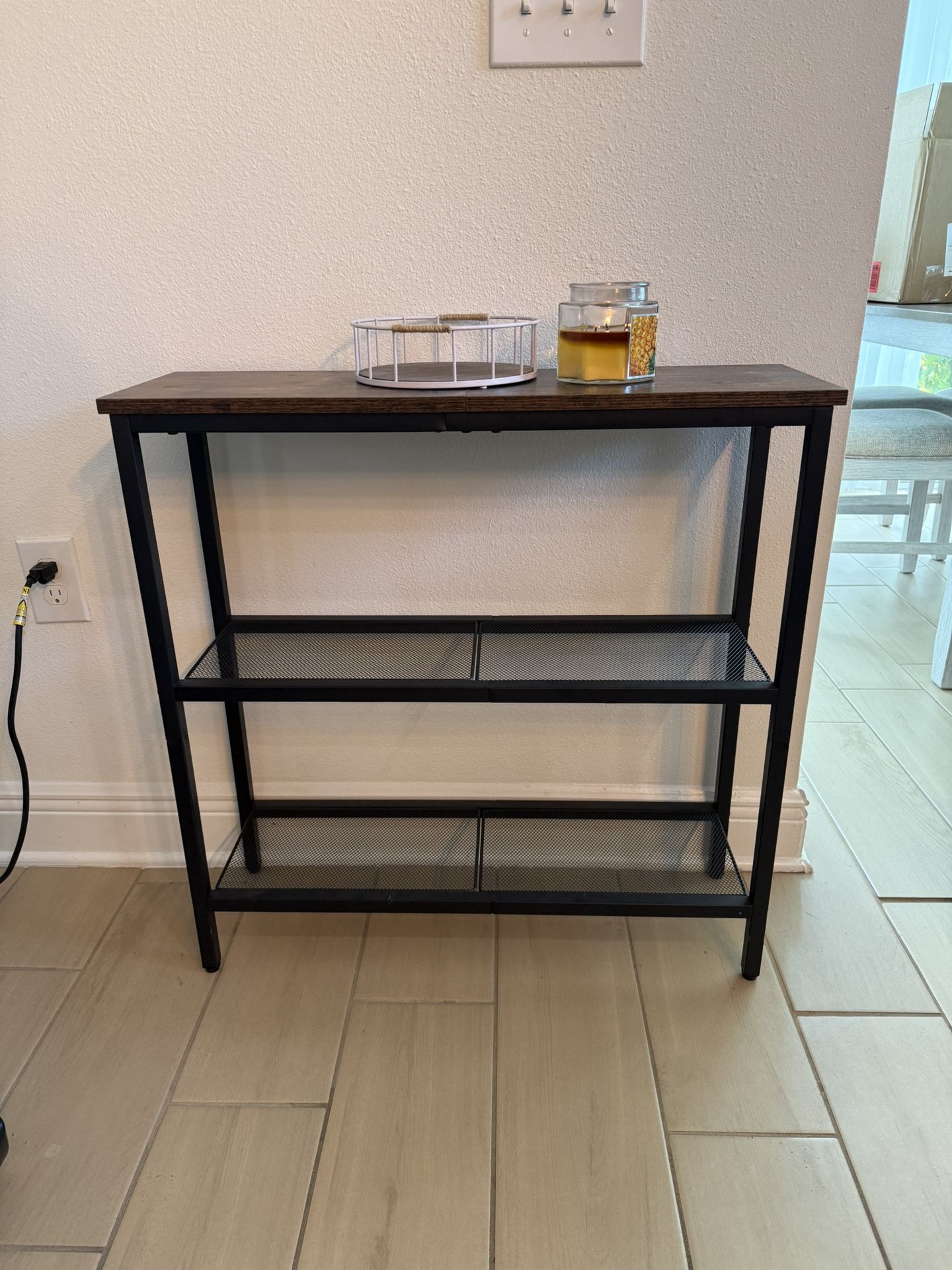 Entrance Table