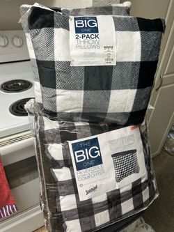 The Big One Comforter & cushions