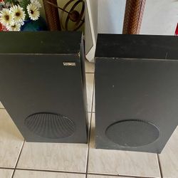 Speakers, Subwoofer, air filter, Fins, 