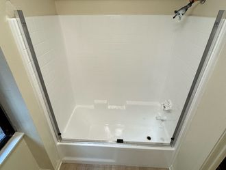 Tub Reglaze