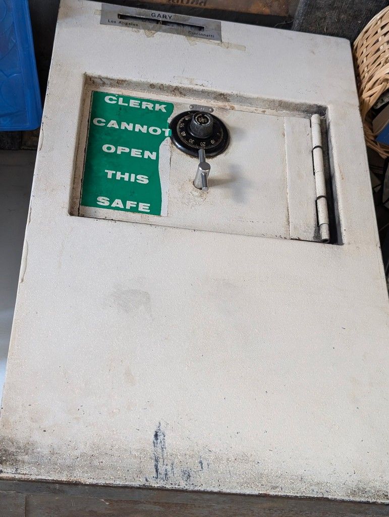 Heavy Safe In Granada Hills 91344