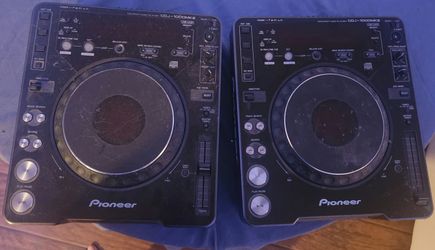 Pioneer CDJ-1000MK2