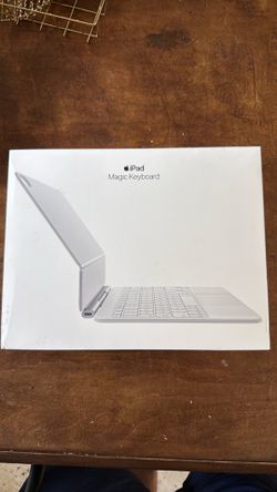 🔥$125 firm! Apple iPad magic keyboard White model A3 339 MDFV4LL/A iPad magic keyboard White model A3 339