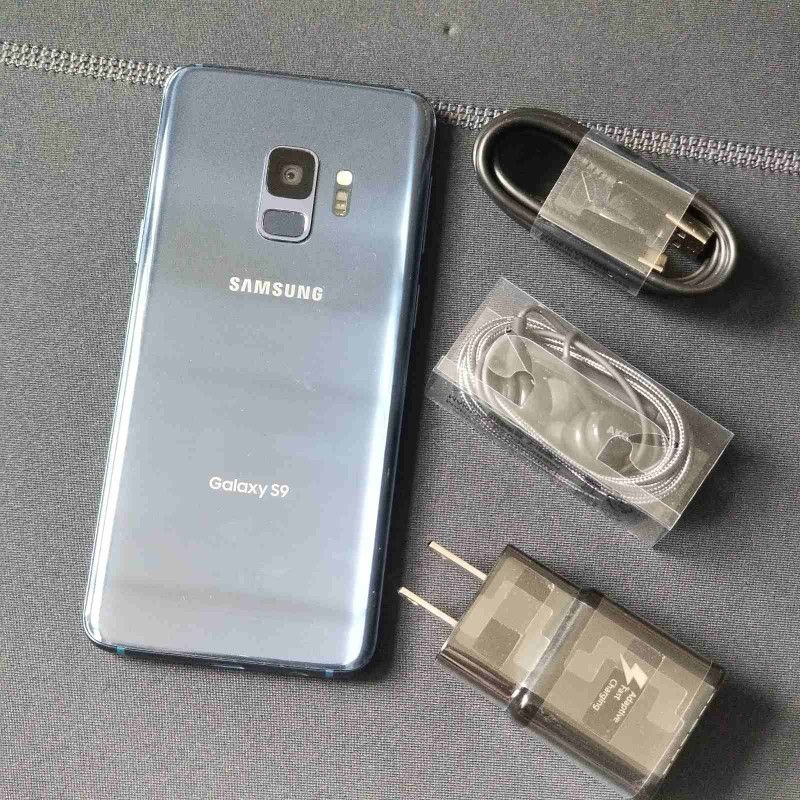 Samsung Galaxy S9 , Unlocked for all Company Carrier , Excellent Condition Like New