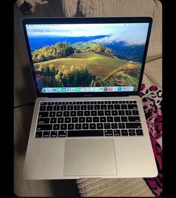 MacBook Air 13 inch Touch ID