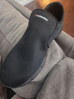 Larnmern Black Slip-On Shoes