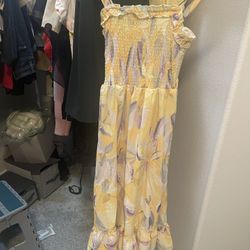 Woman Yellow Maxi Dress