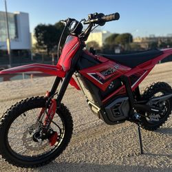 EM-5 Electric Dirt Bike — 2500W Power | 37 MPH | Off-Road | $1,199