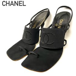 Chanel Pumps