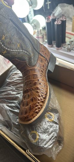 Women’s boots