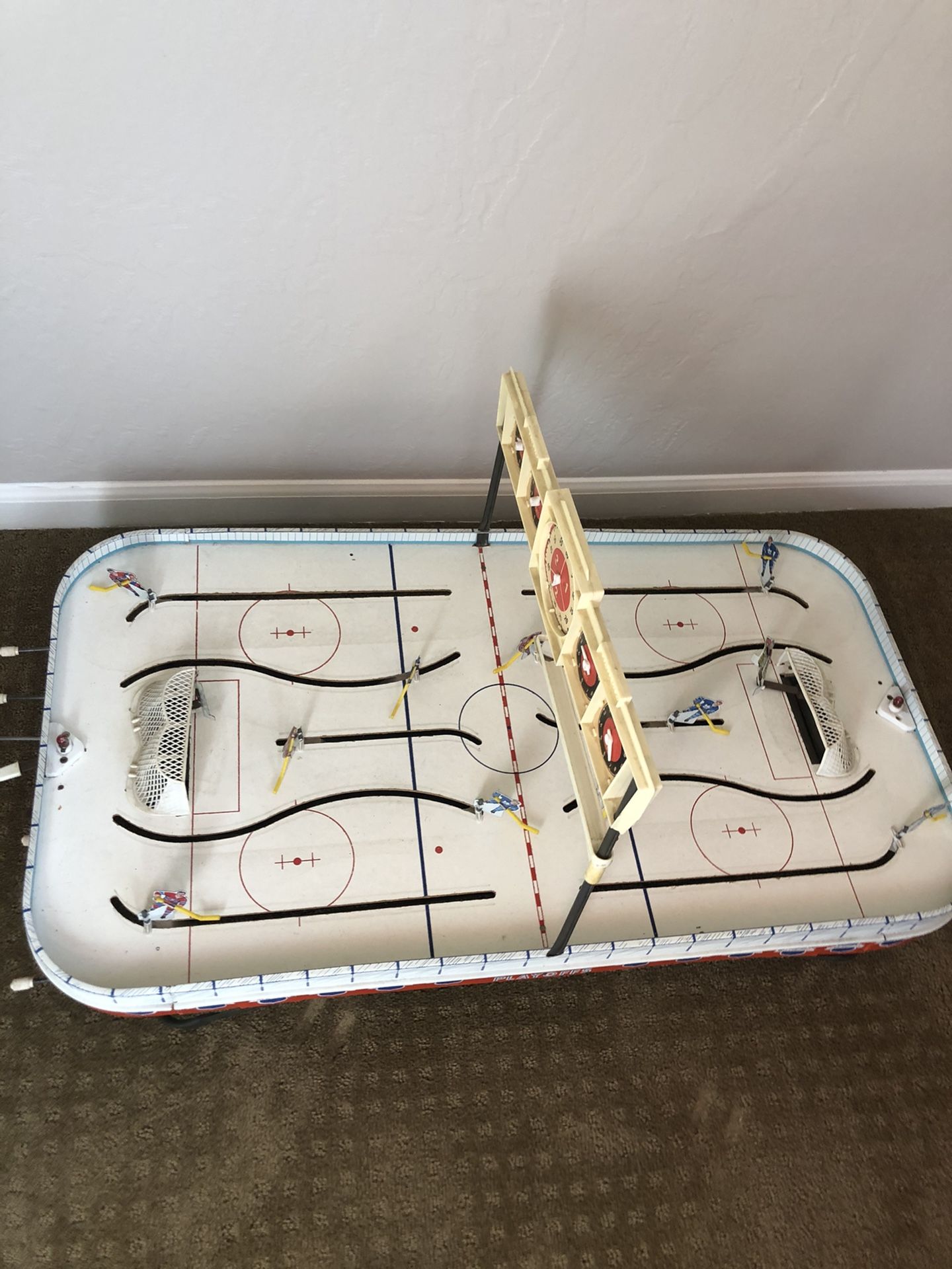 Vintage tabletop hockey game - maple leafs vs Canadians