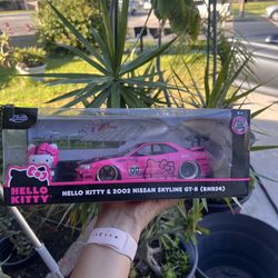 Hello Kitty 2002 Nissan Skyline GT-R Collectible